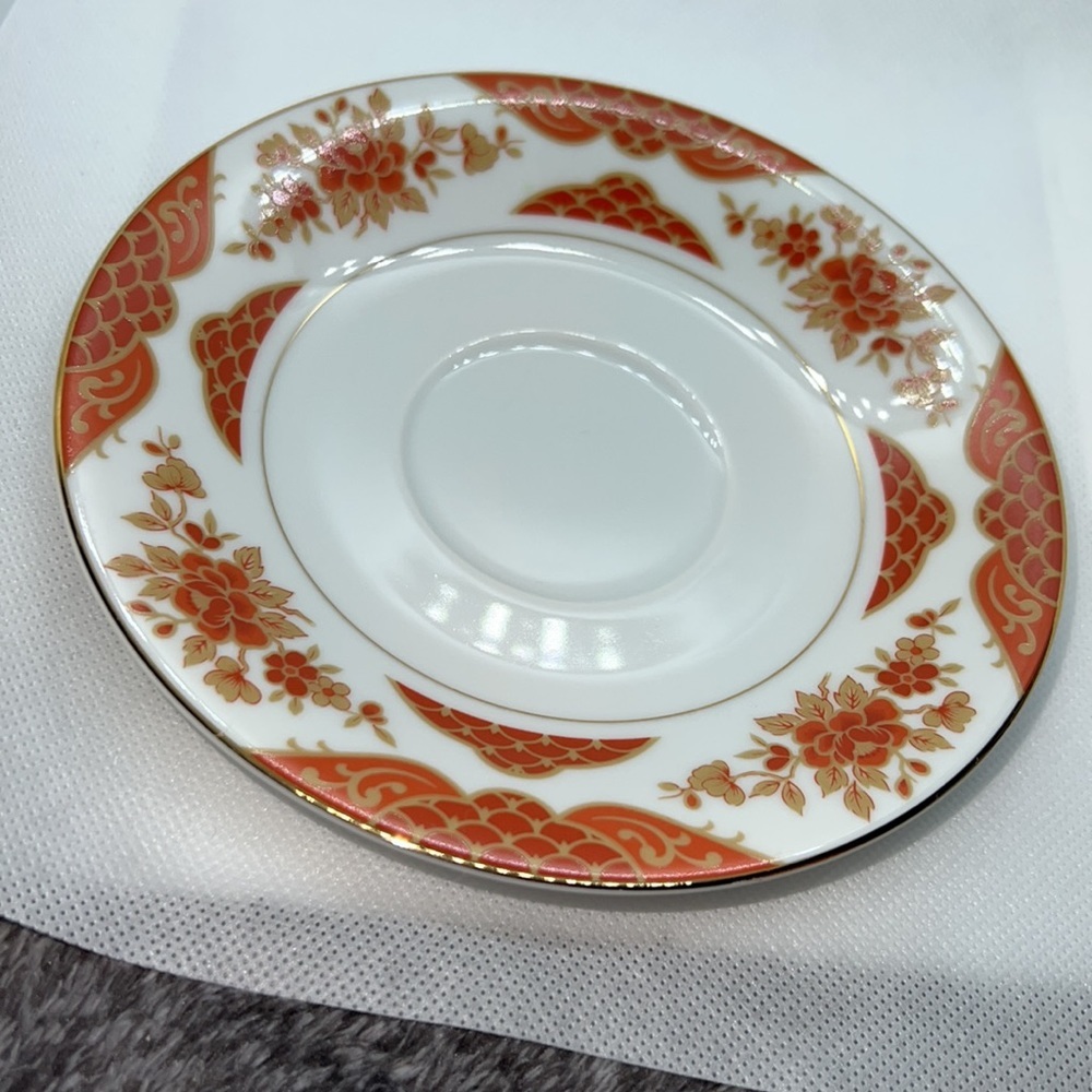 MIKASA EMPRESS FOOTED TEACUP AND SAUCER FINE CHINE VINTAGE L6009 - Picture 7 of 16